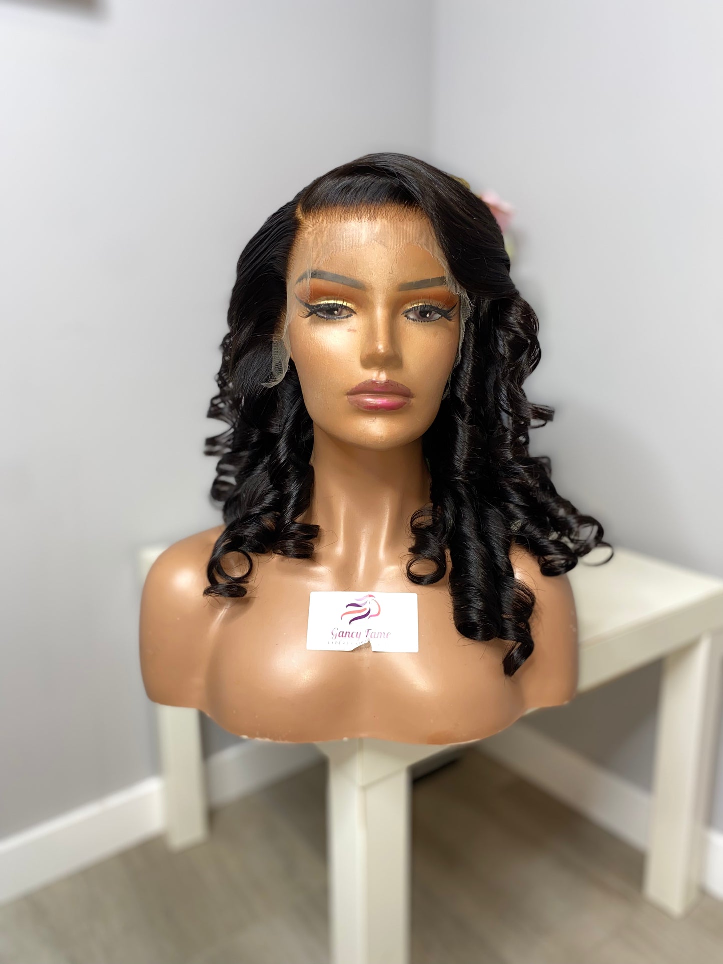 RHODA - 16" FRONTAL WIG